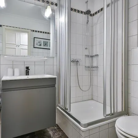 Kampstraße 9, W5, Gb3 *